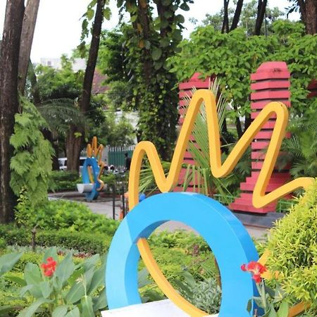 Jawa 22 Hotel And Residence Surabaya Exterior foto